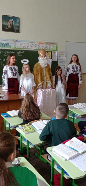 1671437376340 Копіювати